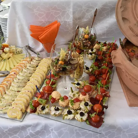 Garni Mlinarev San 3*