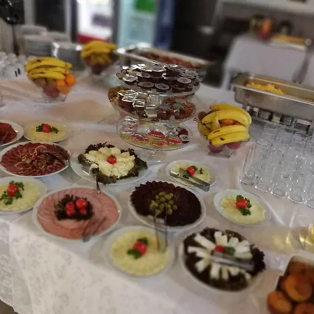 Garni Mlinarev San 3*
